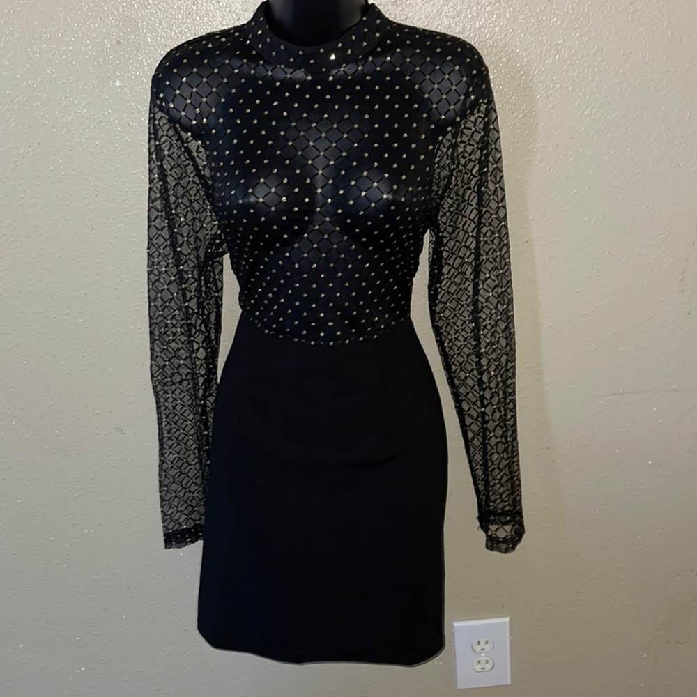 PRETTY LITTLE THING Dress black with gold See-through long sleeve